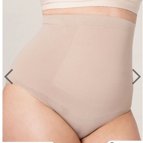 Empetua High Waisted Shaper - Picture 1 of 11